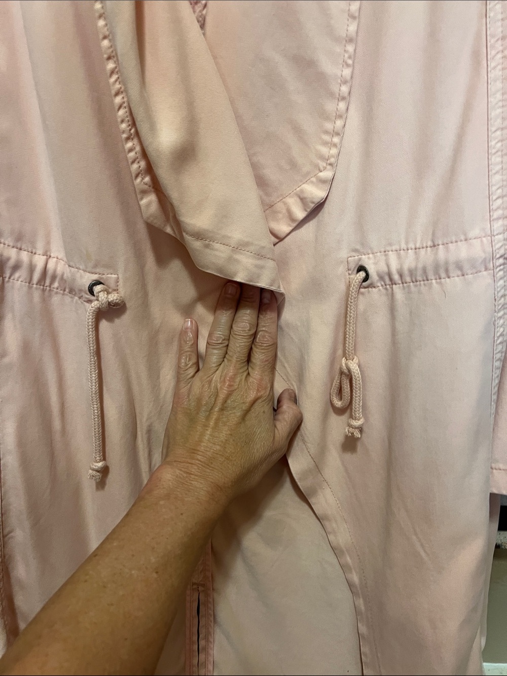 Max Jeans Pale Pink Draped Trench Coat - Picture 7 of 10